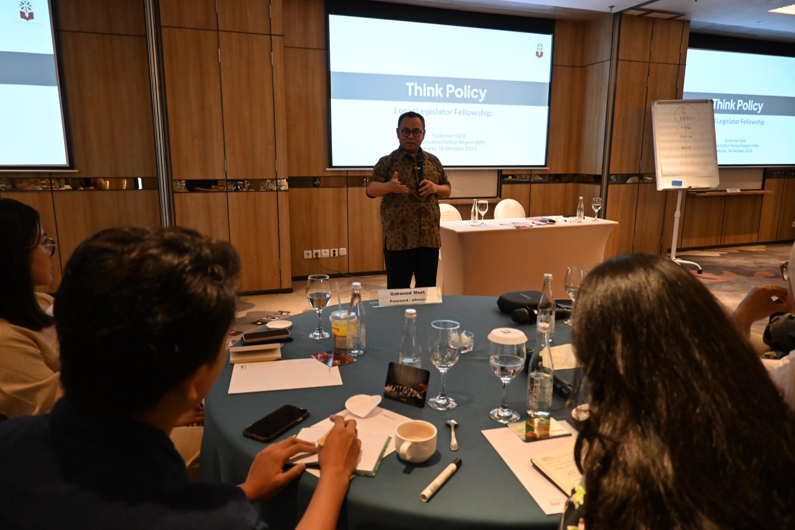 Think Policy (Un)learning bootcamp session, photo 3 of 5